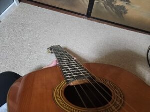 ネックの反りの確認